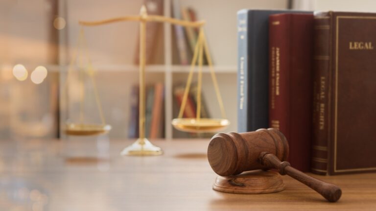 Gavel & Scale