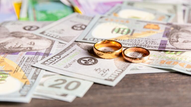 What Disqualifies You for Alimony in North Carolina?